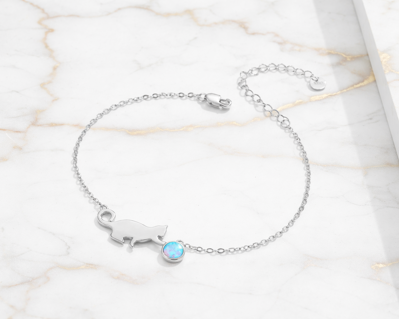 Lina Lovely Cat Silver Bracelet