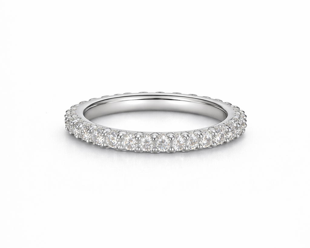 Azalune Silver Ring with Moissanites