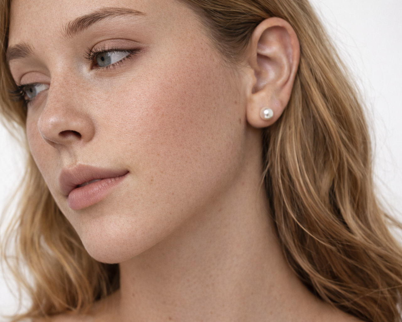 Clarae Pearl Silver Earrings