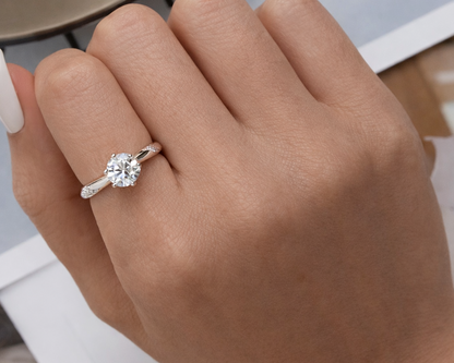 Celebration Silver ring with Moissanite