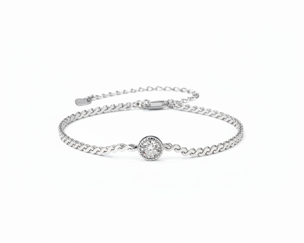 Valoria Silver Bracelet with Moissanite