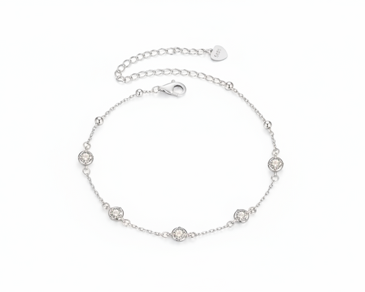 Galaxia Silver Necklace with Moissanites