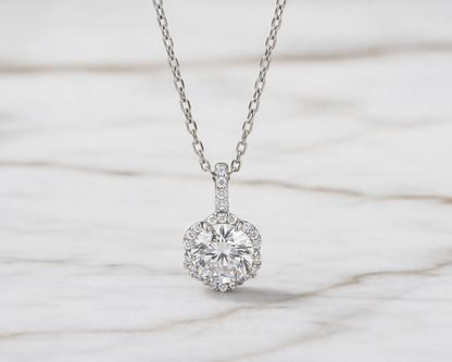 Luminé Silver Necklace with Moissanite