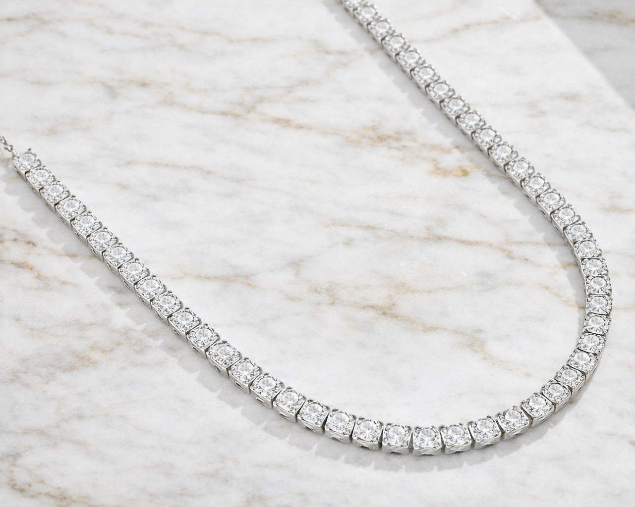 Magnifica Tennis Silver Necklace