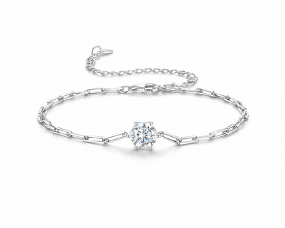 Gloriosa Chain Bracelet with Moissanite