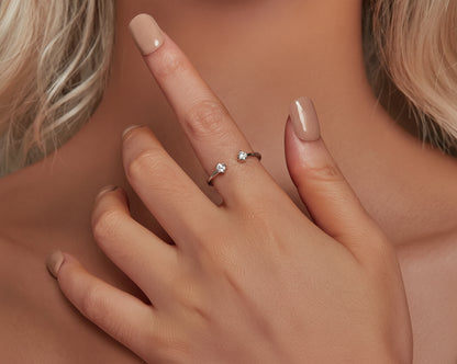 Nostalgia Gold and White-gold plated Ring with Moissanites