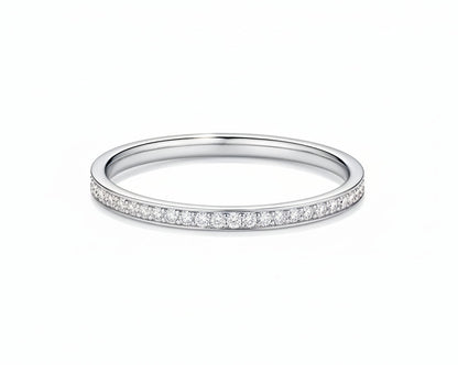 Softness Silver Ring with Moissanites