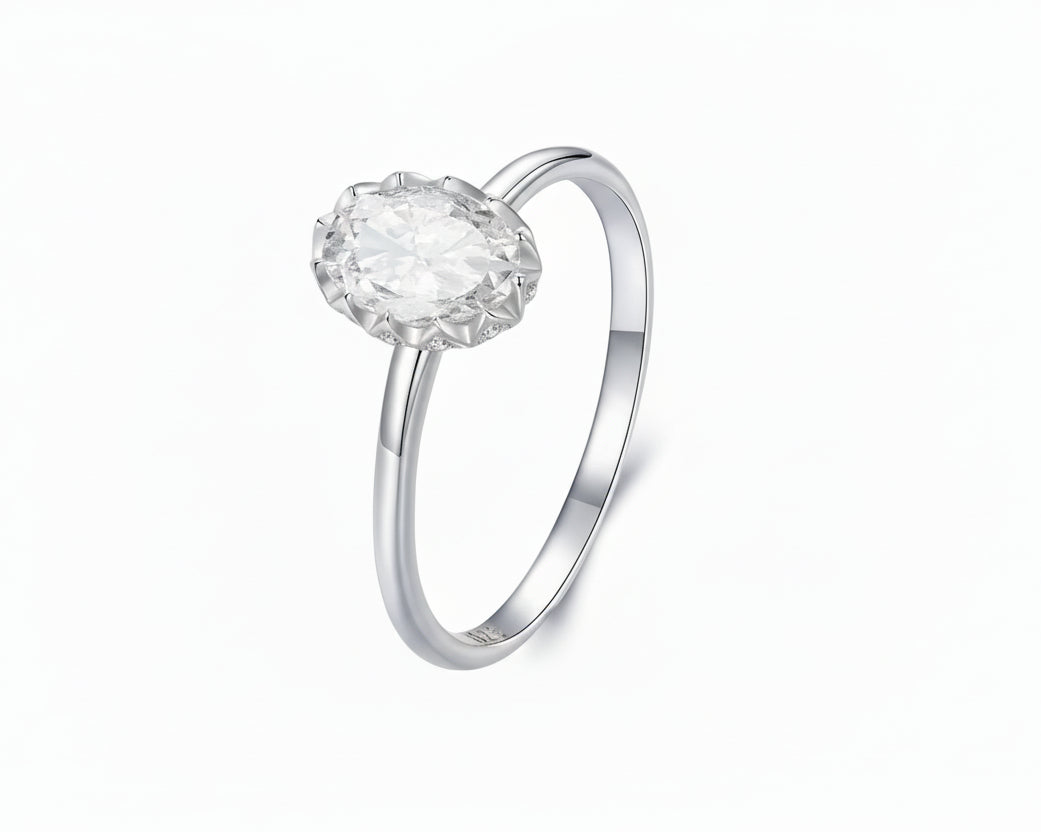 Divine White-gold plated Ring with Moissanite