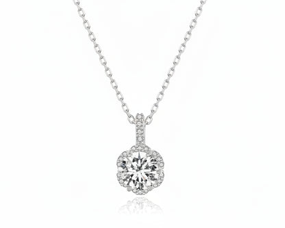 Luminé Silver Necklace with Moissanite
