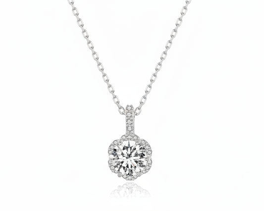 Luminé Silver Necklace with Moissanite