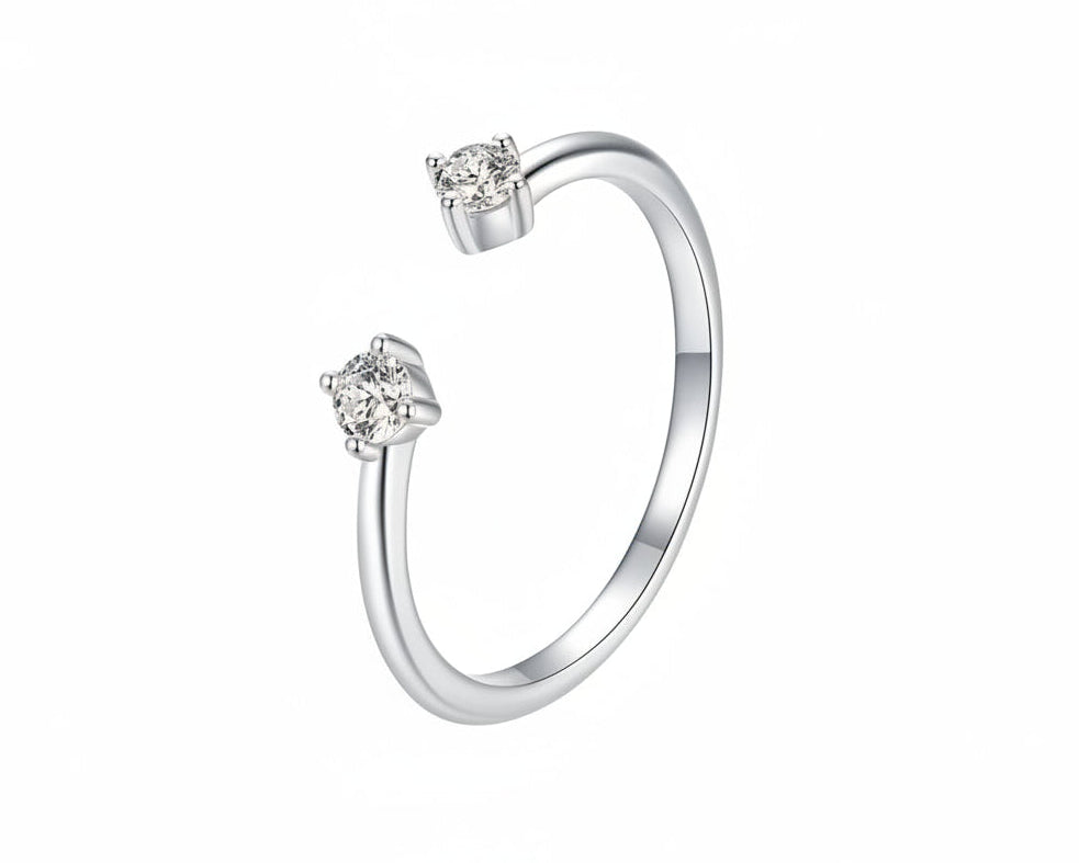 Nostalgia Gold and White-gold plated Ring with Moissanites