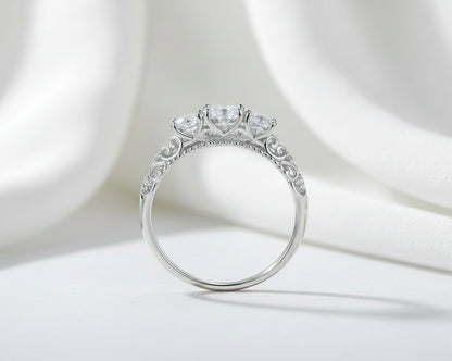 Triara White-gold plated Ring with Moissanites
