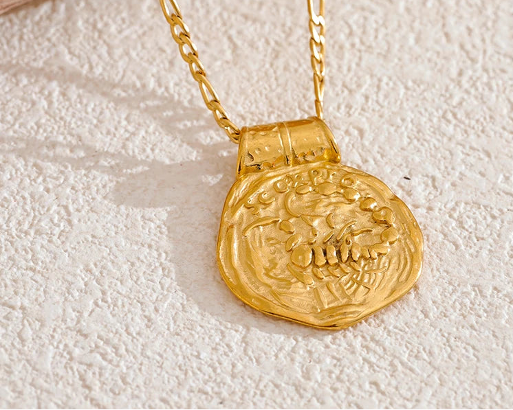 Zodiac Hammered coin Gold-plated Necklace