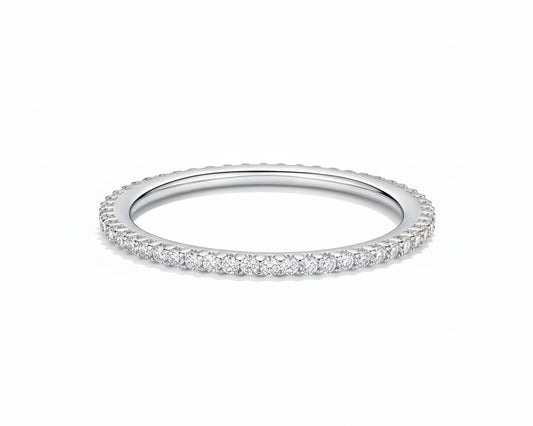 Silver Ring with Moissanites